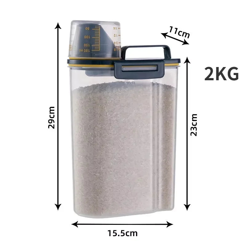 #1.5kg/2kg Dog Cat Food Pail Plastic Storage Tank with Measuring Cup Container Moisture-proof Sealed Jar Pet Supplies Accessories