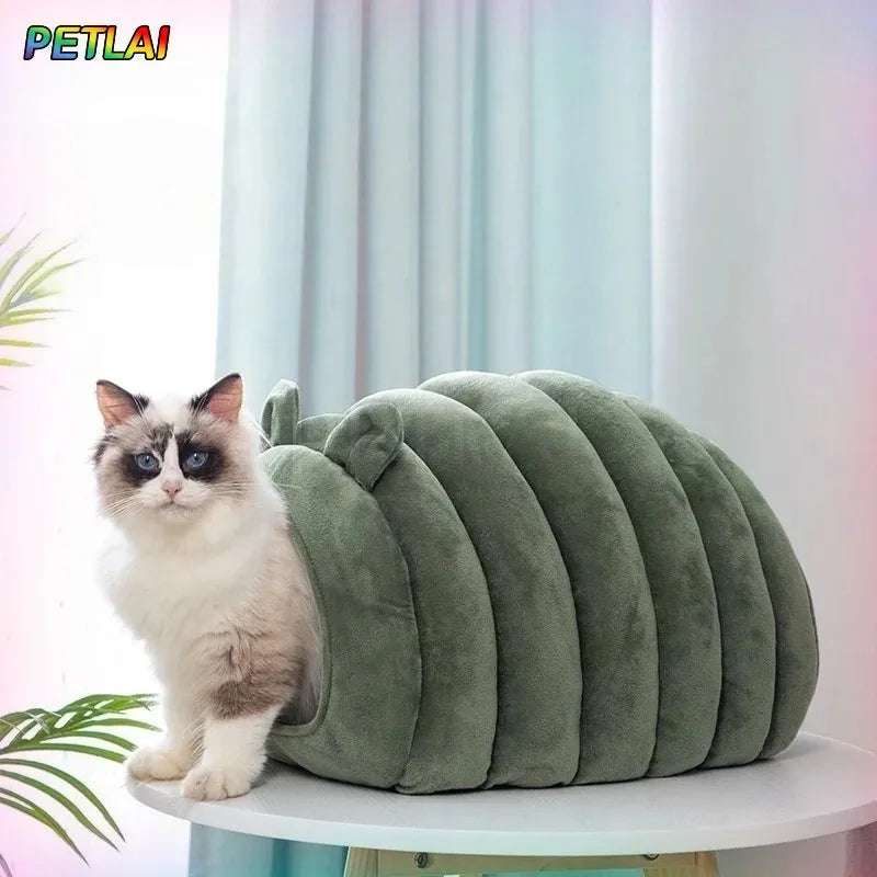 Buddypet Dog / Cat Bed for Winter