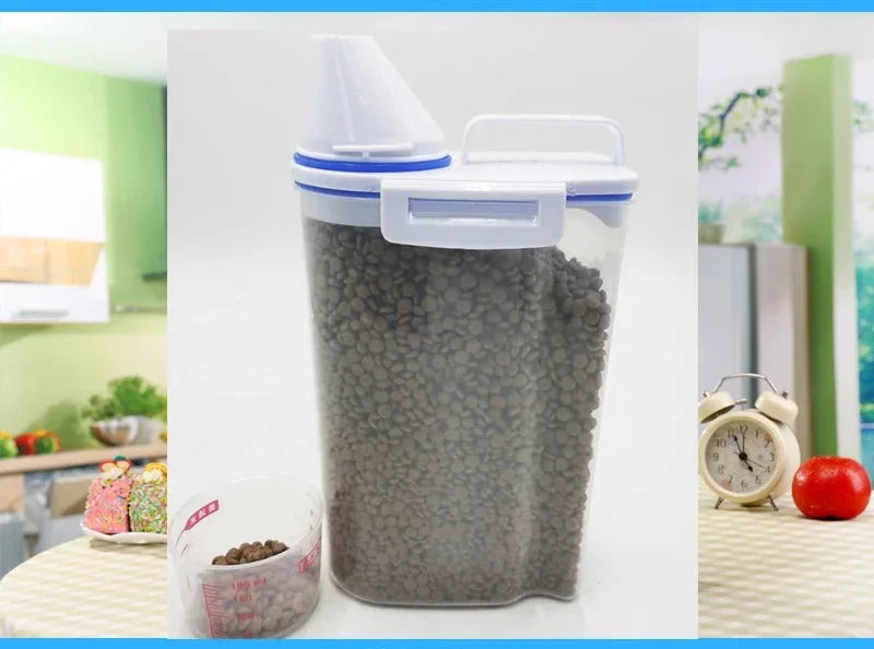 #1.5kg/2kg Dog Cat Food Pail Plastic Storage Tank with Measuring Cup Container Moisture-proof Sealed Jar Pet Supplies Accessories